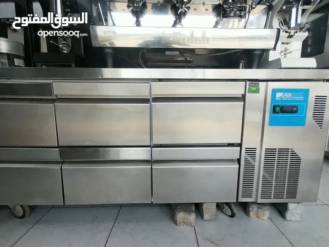 Work top refrigerator { TG14D4 }