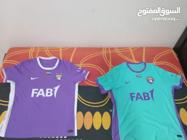 T-Shirts Sportswear in Ajman
