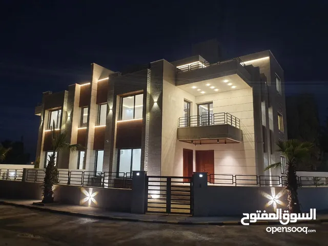 450m2 5 Bedrooms Villa for Sale in Amman Airport Road - Madaba Bridge