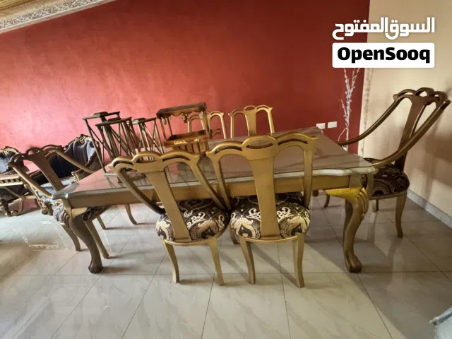 طاولة سفرة مع 6كراسي للبيع المستعجل