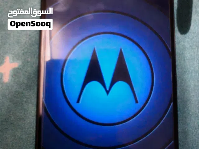 Motorola Edge 20 Pro in alain