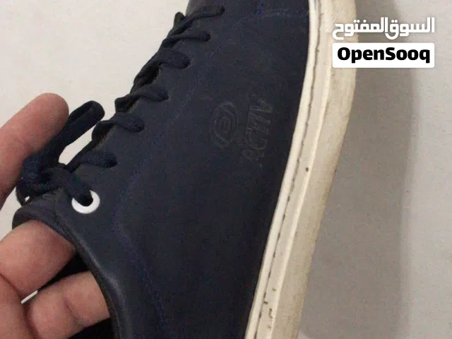 حزاء اكتيف والكزاندر كوين