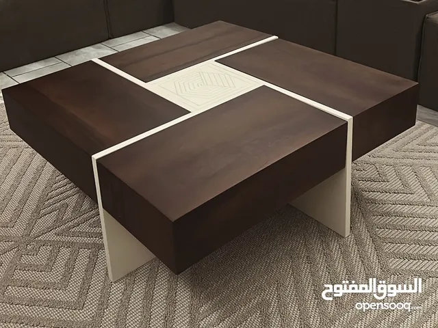 طاولة صالون
