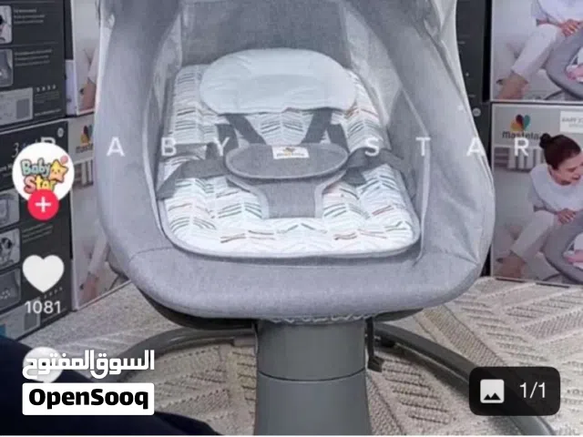كرسي أطفال مستخدم قليل