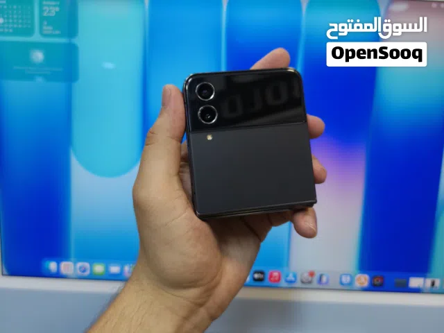 Samsung Z flip 4 5G  512 GB شرق اوسط عربي كاامل