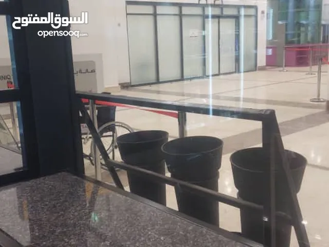 محل للايجار طريق المطار بالقرب من جيان هايبر ماركت