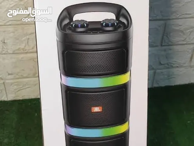 4488-JBL - مكبر صوت عالى الصوت وانيق يعمل بتقنية البلوتوث وبه منفذ USB وفتحة بطاقة تي اف ، يتميز بصو