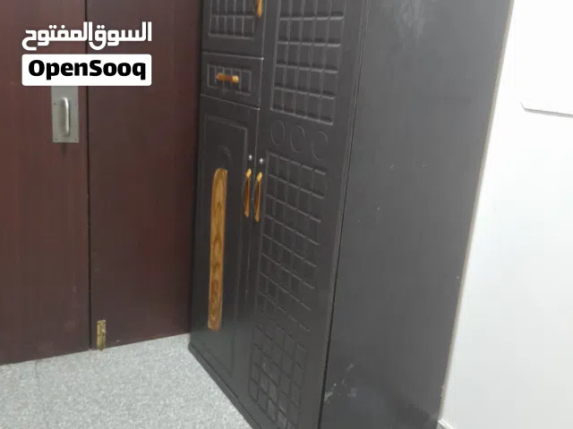 خزانة ملابس