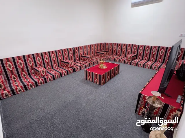 جلسة عربية للبيع