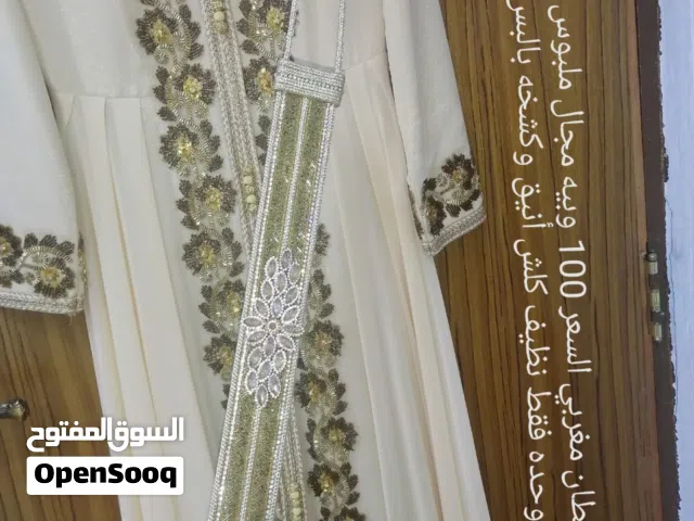 قفطان مغربي وبيه مجال