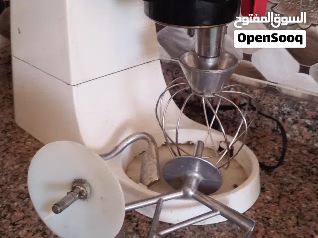 عجانة ماركة اصلية Kenwood Chef