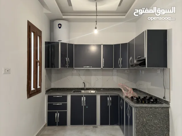 130 m2 3 Bedrooms Apartments for Rent in Tripoli Ras Hassan