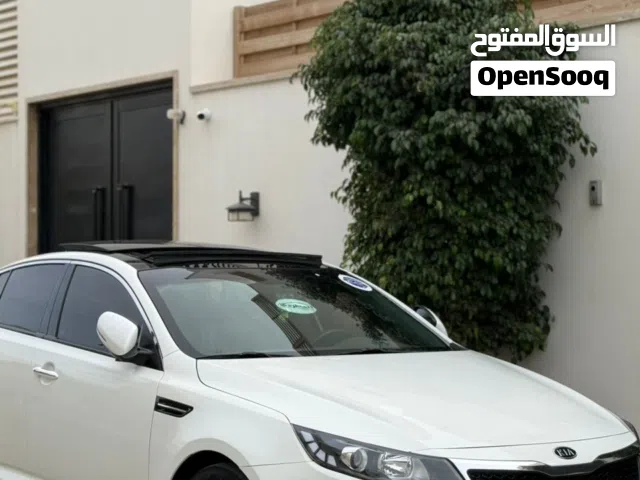كيا K5 فل أوبشن جمرك كيف واصله محرك 20 العادي اصليه