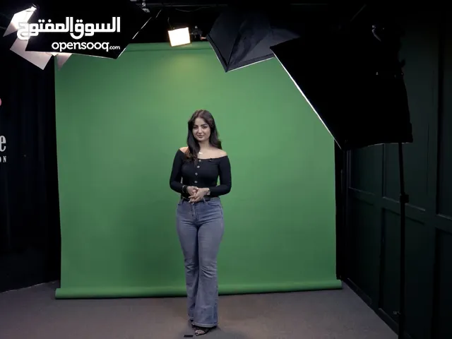تصوير البودكاست فيديو اعلاني مونتاج  ستوديو كروما تسجيل صوتي انميشن موشن جرافيك سوشال ميديا