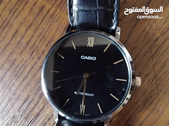 ساعة كاسيو بحالة ممتازة شبه جديد مع علبتها  للبيع بسعر 12 دينار   رقم التواصل :