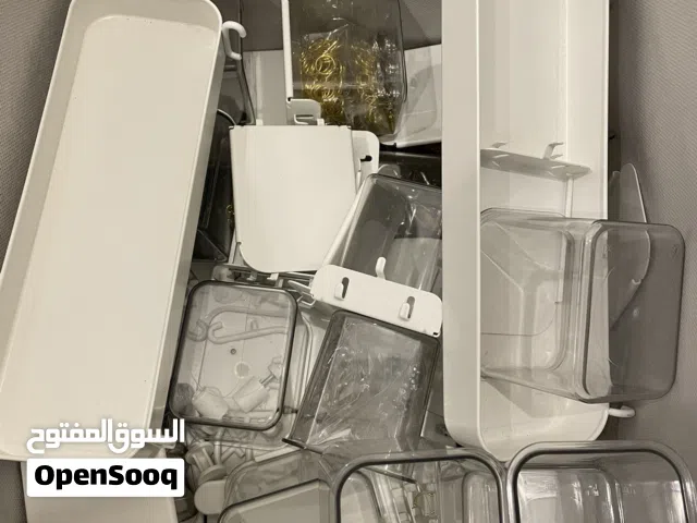 ستناد ابيض للحائط من ايكيا