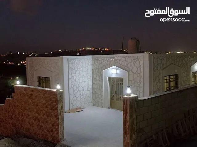 120 m2 3 Bedrooms Townhouse for Sale in Zarqa Dahiet Al Amera Haya