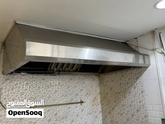 أغراض مقهى شبه جديدة