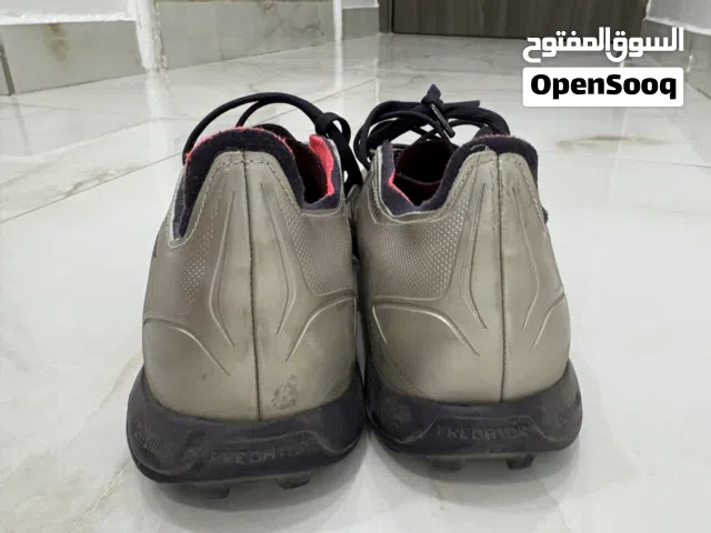 حذاء اديداس(PREDATOR)