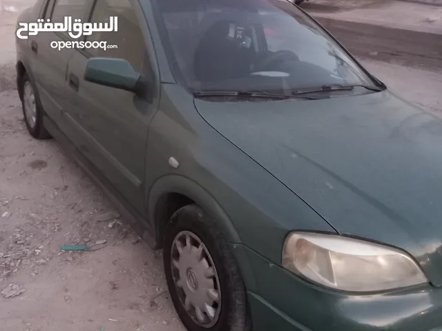 Opel Astra 2001 in Zarqa