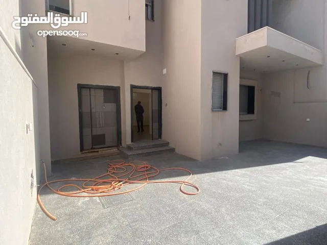 190 m2 3 Bedrooms Apartments for Rent in Tripoli Al-Serraj