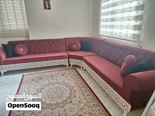 طقم كنب وطاولة سفرة