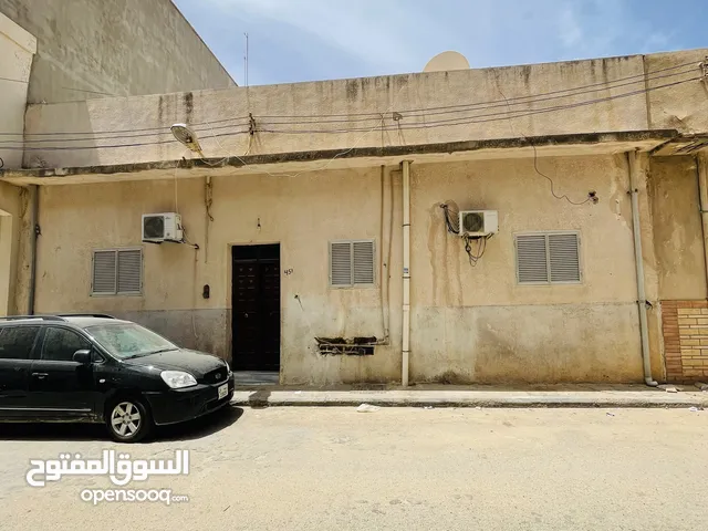 147 m2 4 Bedrooms Townhouse for Sale in Tripoli Kashlaf