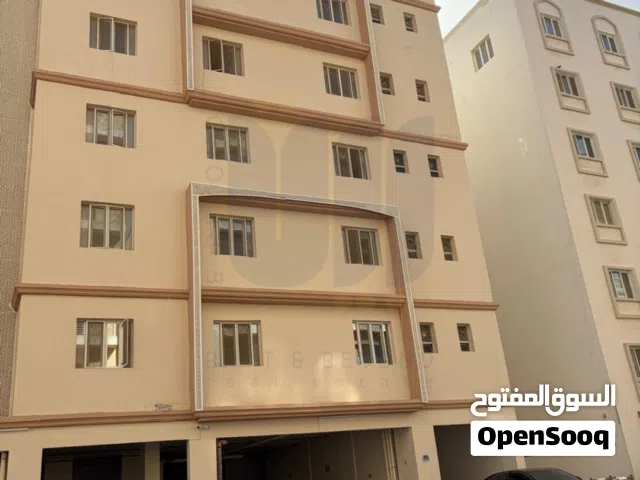 APARTMENT FOR RENT IN QURUM - شقة للأجار في القرم