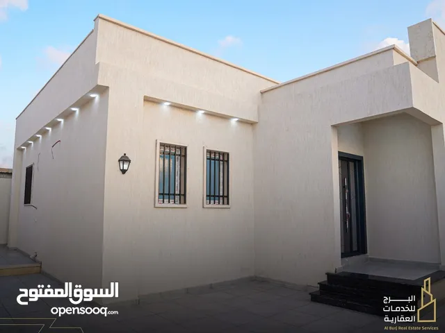 140 m2 3 Bedrooms Townhouse for Sale in Misrata Karzaz