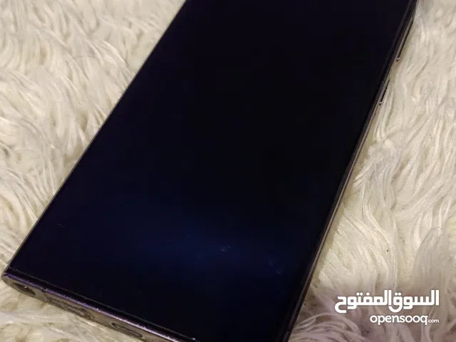 Samsung Galaxy S22 Ultra – أسود – 256GB الجوال مستخدم نظيف جدًا وعلى الشرط شغال 100%