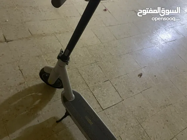 سكوتر نظيف للبيع