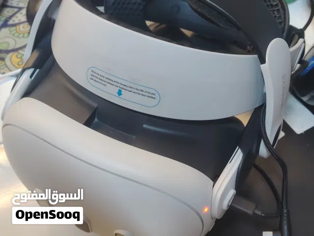 متوفره ميتا كويست واقع افتراضي كمل الوصف