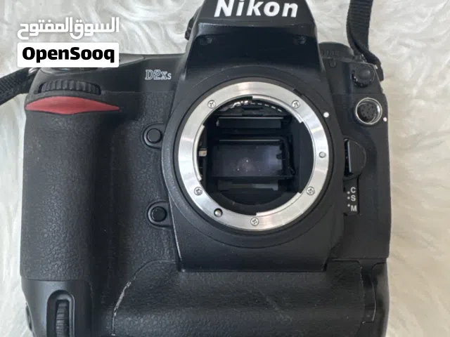 للبيع كاميرا Nikon D2Xs احترافية