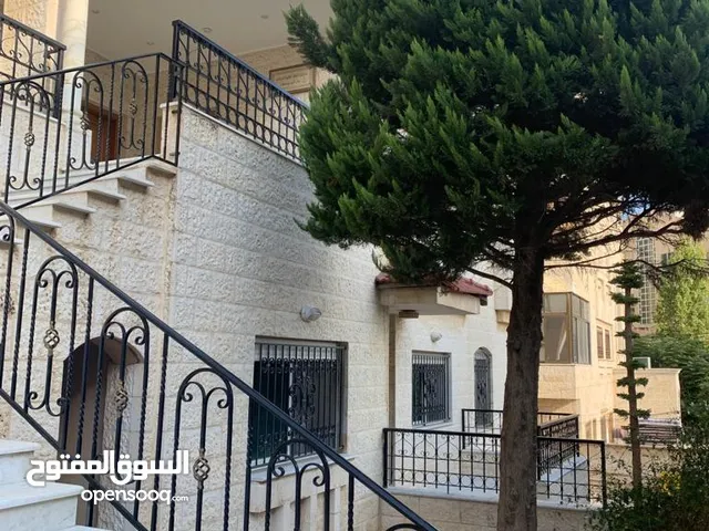 500 m2 4 Bedrooms Villa for Sale in Amman Al Kursi