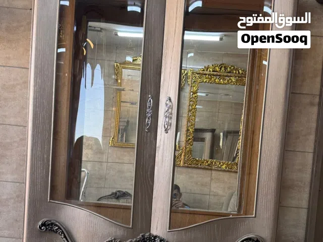 للبيع مستعجل فضيه خشب زان بحالة الوكالة