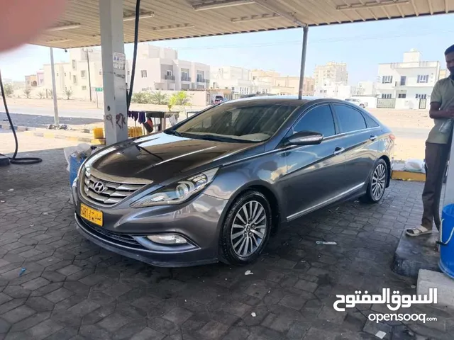 Used Hyundai Sonata in Muscat