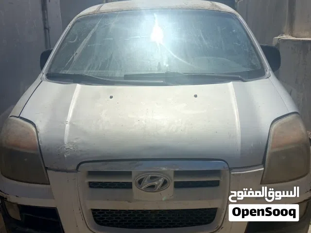 2004 هيونداي H 100