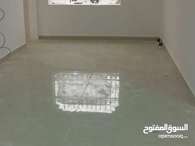 بليط معلم بدور ع شغل يوميه