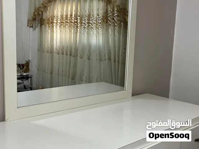 اثاث ايكيا مستعمل بحاله الوكاله للتواصل على الرقم