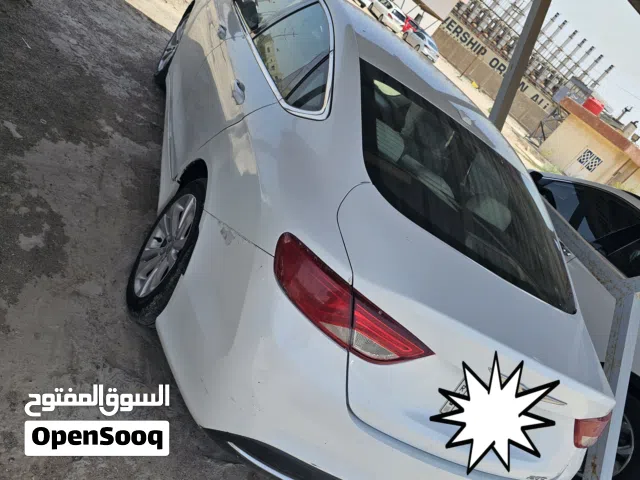 2015 كرايسلر 200 200C