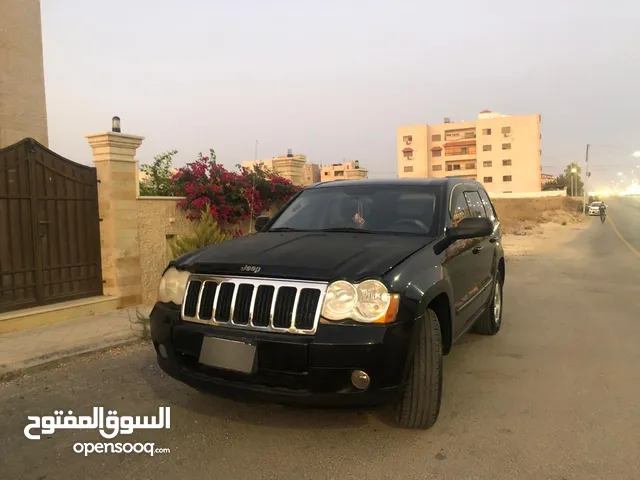 جيب شروكي لوريدو