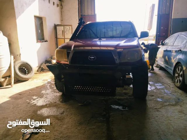 Used Toyota Tacoma in Aden