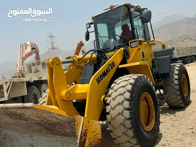 للبيع شيول كوماتسو 320 موديل 2014