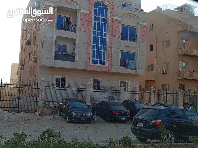 200 m2 3 Bedrooms Apartments for Sale in Giza 6th of October