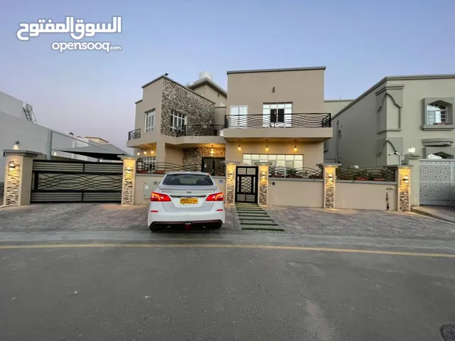 520 m2 5 Bedrooms Villa for Sale in Muscat Amerat