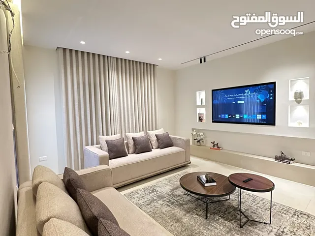 شقة مفروشة للإيجار في عبدون عقد سنوي فقط furnished three bedroom apartment for rent in Abdoun