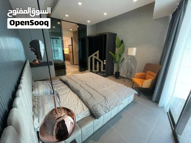 في داماك البوليفرد بمساحة 55م للاستثمار بدخل 11% شقه مع برنده بإطلالة بانوراما وسعر مميز من المالك