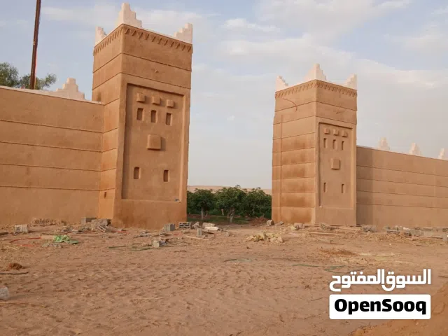 اشغال تراث القديم بنا مجالس وسترحات طين وترميم بيوت قديمه