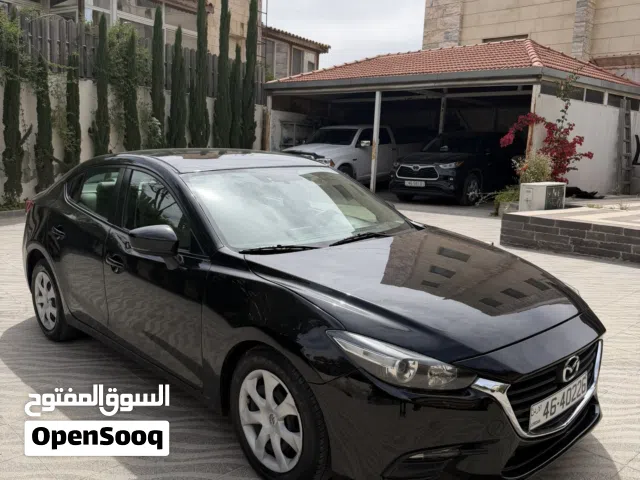 2018 مازدا 3 Standard