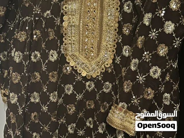 ملابس للاعياد والسهرات